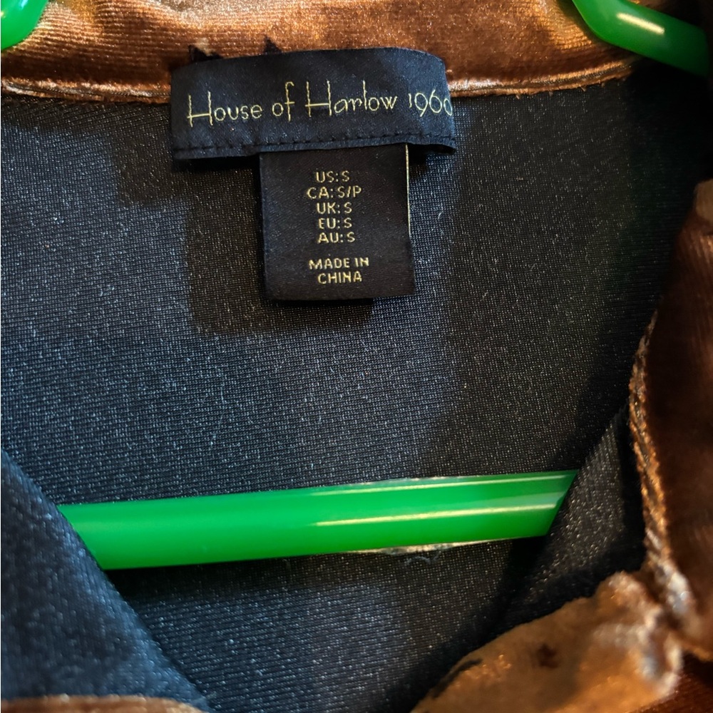 House of Harlow 1960 Velvet like Floral Dress in Goldish Brown - Picture 3 of 10